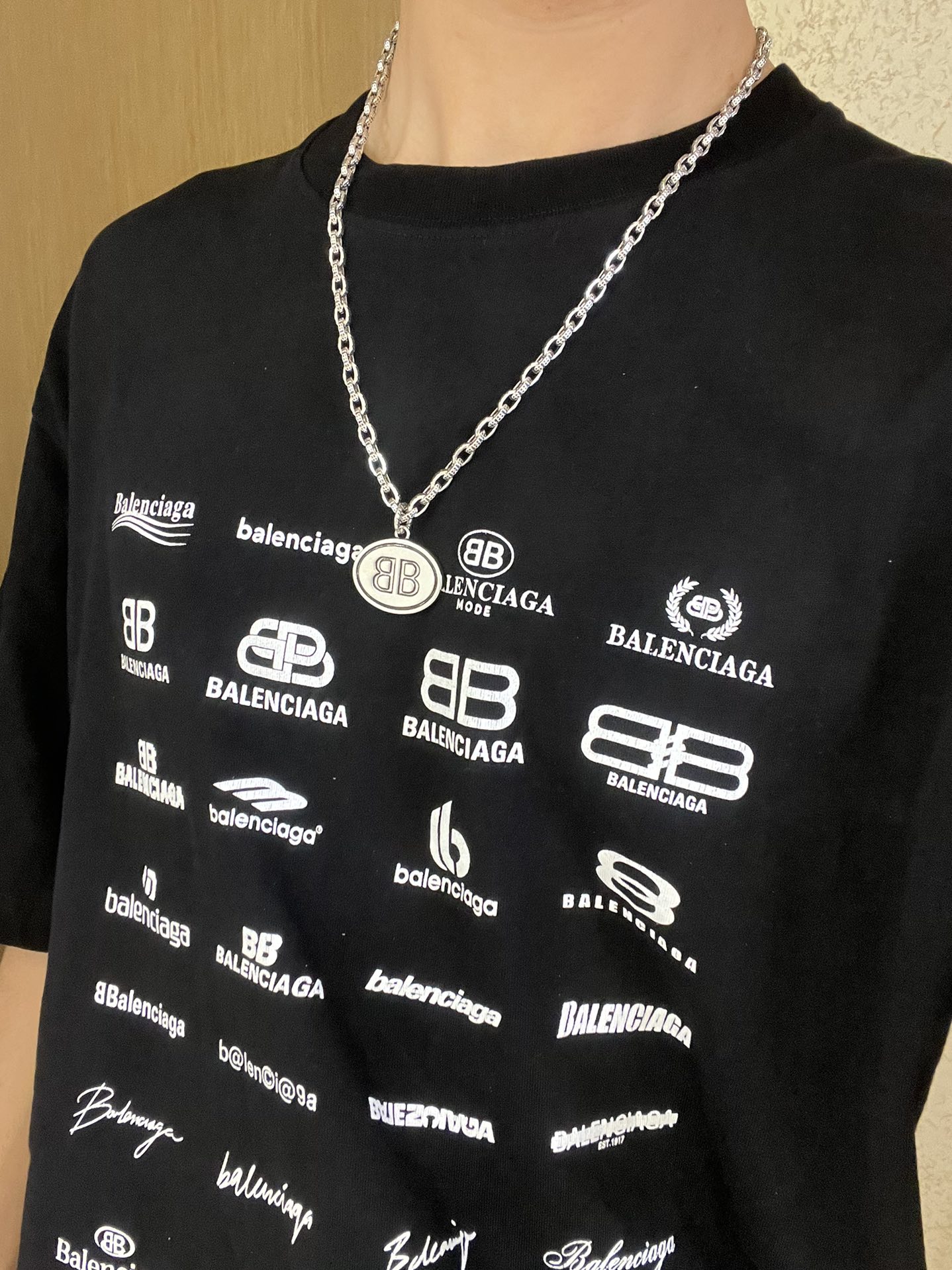 批130 原单货🔹🔹新品 巴黎世家项链 Balenciaga 新款项链🔹专柜一致 细节做工精细 每个细节流程到位 设计工艺精细 火爆款出货 设计独特 复古风格 巴黎世家项链