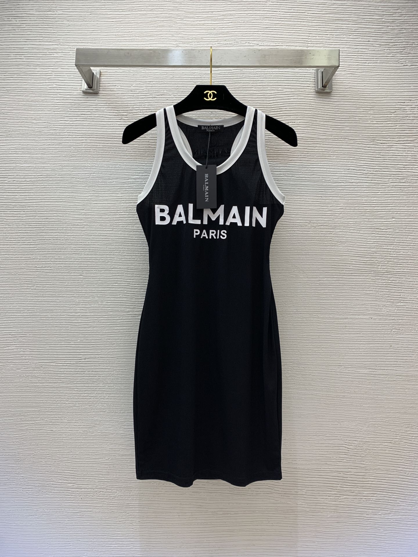 NO:331808,Model number D23071577 Balmai* new letter logo printed threaded cotton stretch slim fit vest dress!  Black, (Size S bust 72, waist 62, hip 76, skirt length 81) hair, balmain, skirt 72, alexander wang19860909款号D23071577 Balmai*新款字母logo印花螺纹棉弹力修身显瘦背心连衣裙！黑色、（S码胸围72,腰围62,臀围76,裙长81）发,,balmain,skirts,alexander wang,Women's clothing
