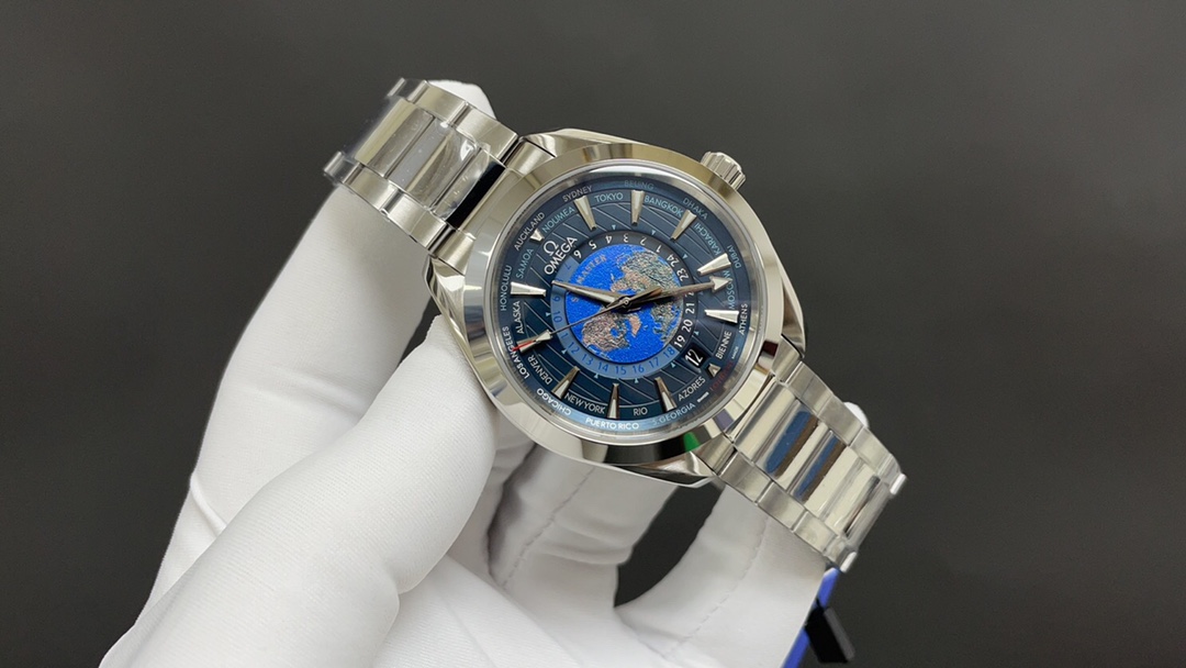 Omega 欧米茄 海马 激光烧蚀蓝色海洋 43mm 8939机