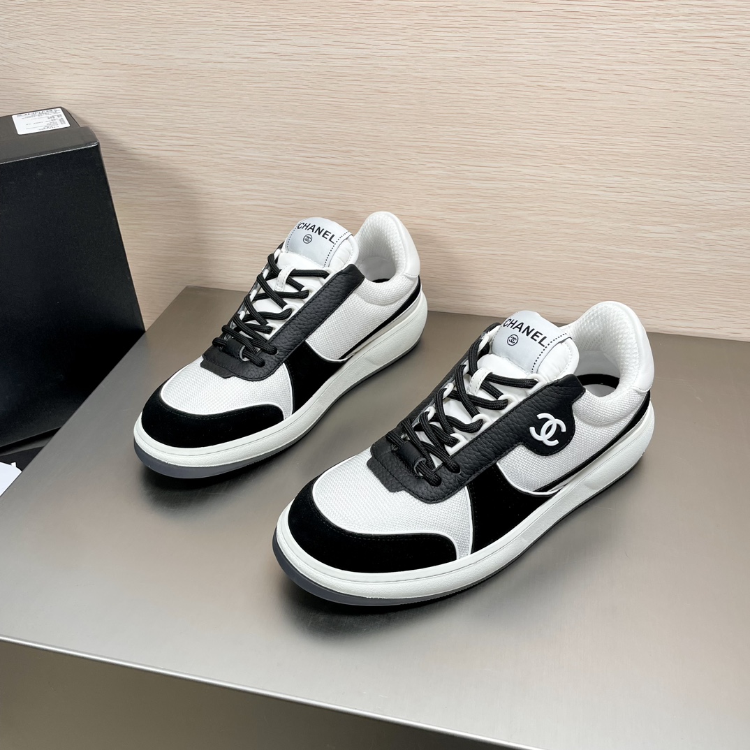 Nuevas zapatillas de deporte de cuero de malla empalmada para hombre Real CHANEL / Chanel. Una réplica perfecta, la ver…
