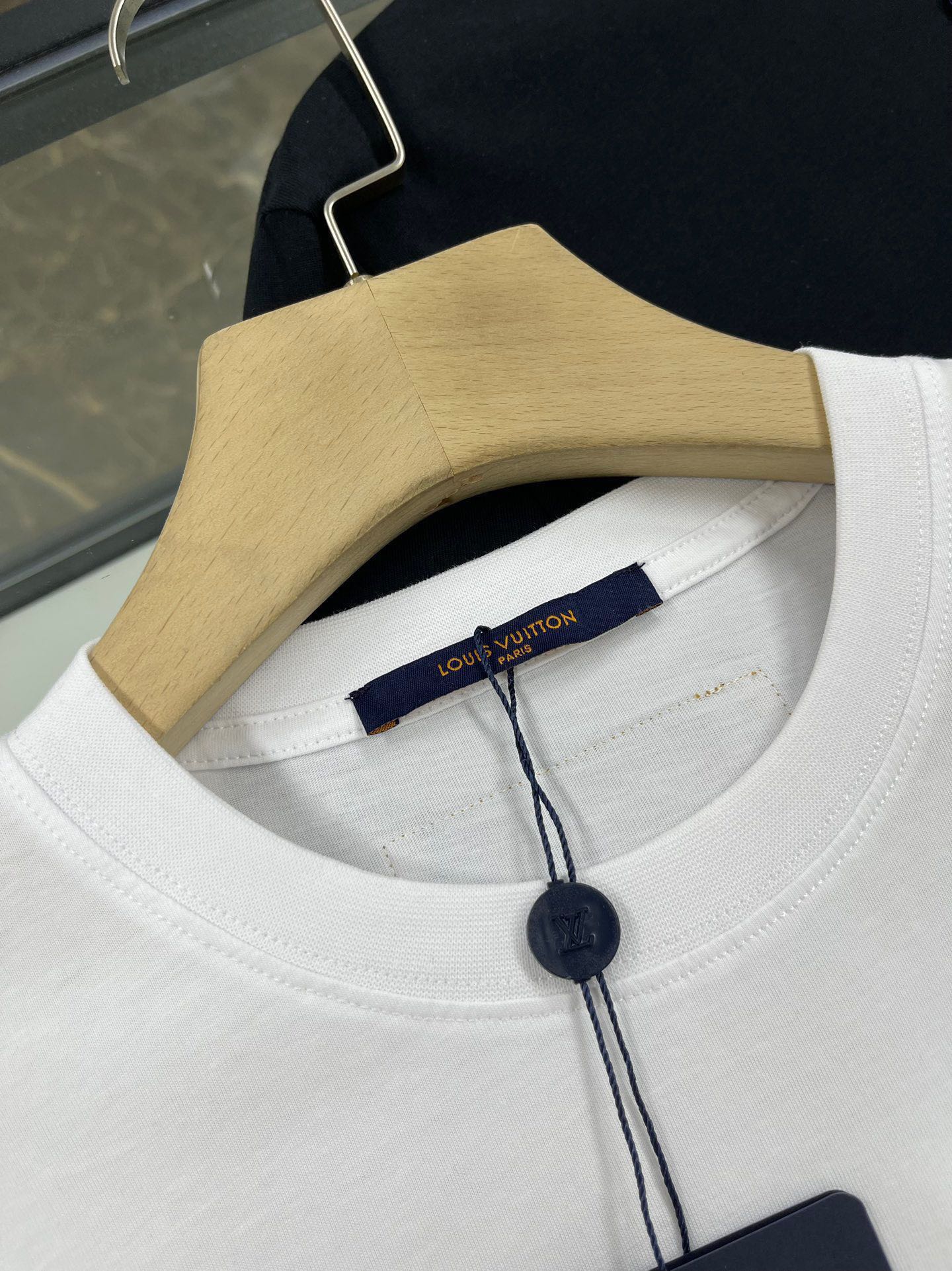 路易威登 Louis Vuitton 高定典藏名品高定成衣时装外套连衣裙衬衫T恤 #953EED72 4