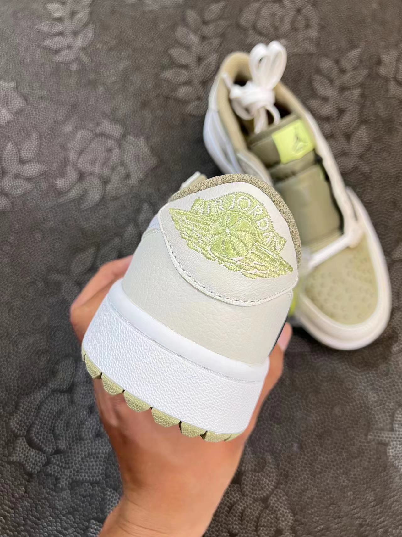 Travis Scott x Air Jordan 1 Low Golf