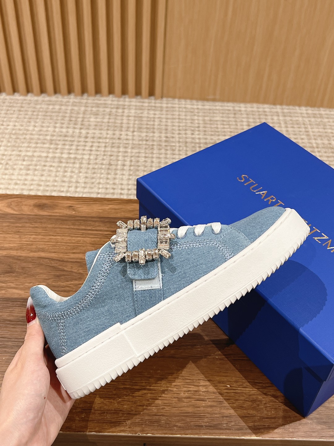 Stuart Weitzman SW# Drill White Recreational Sports Shoes for Asian Women - 图片 5