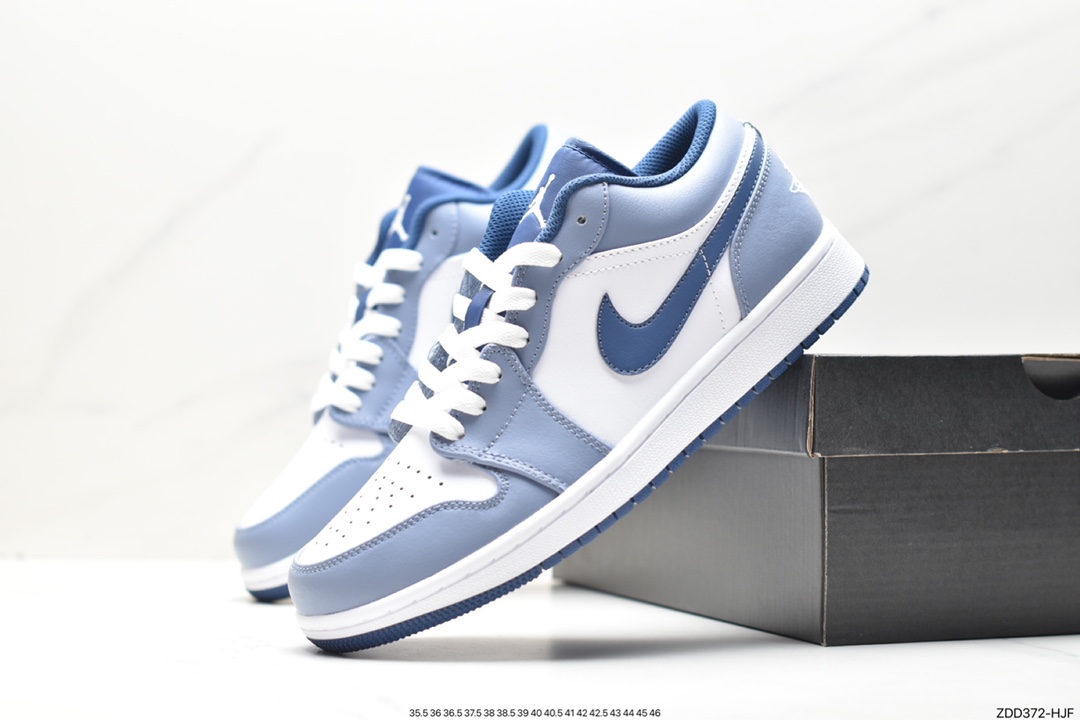 Air Jordan 1 Low ”Aquatone” Low-top Reverse North Carolina Blue 553558-414