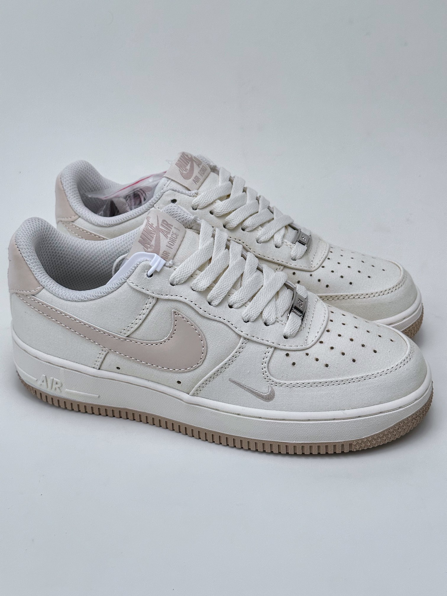 NikeAirForce1Low07