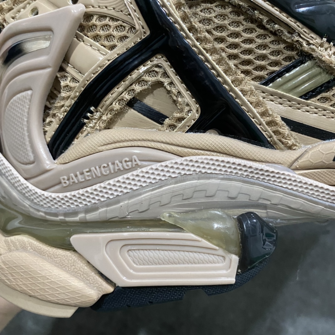 图片[9]-【i8版本】巴黎世家7代卡其棕色nBalenciaga Runner Grafhti 网布系带低帮运动休闲鞋新色上架 顶级品质n全系已出几十个配色n 尺码：35-46-莆田鞋批发中心