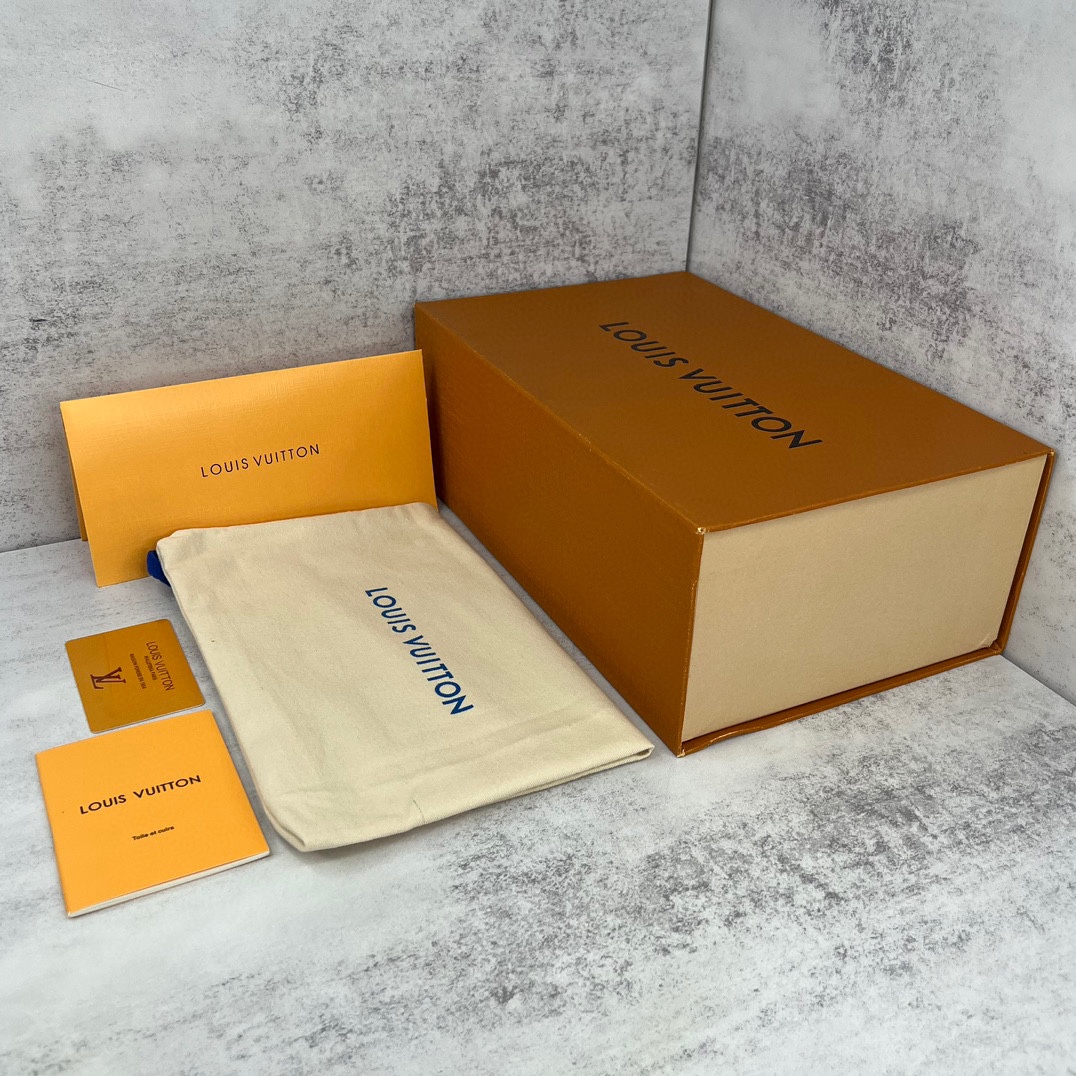 Louis Vuitton 新款上架 Louis Vuitton 23S走秀款 胖丁Trainer 面包鞋 滑板鞋 休闲 运动鞋 DIY串珠Louis vuitton 路易威登2023年男装春夏走秀款