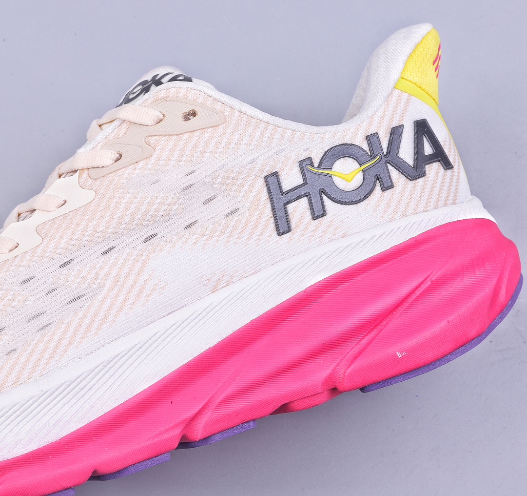 220 HOKA M SPEEDGOAT 9 机能缓震跑鞋