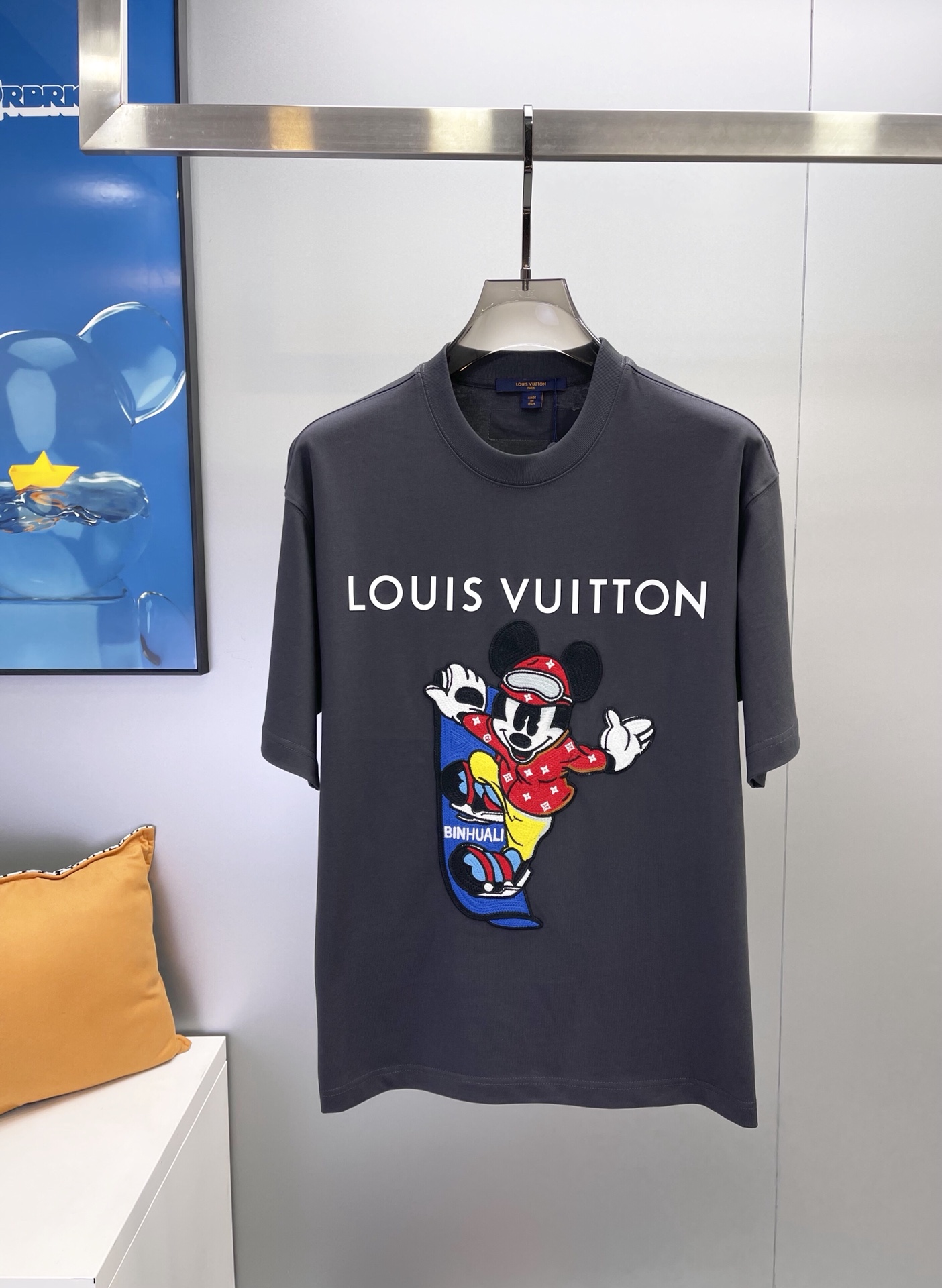 路易威登 Louis Vuitton 高定典藏名品高定成衣时装外套连衣裙衬衫T恤 #1CE837B7 3