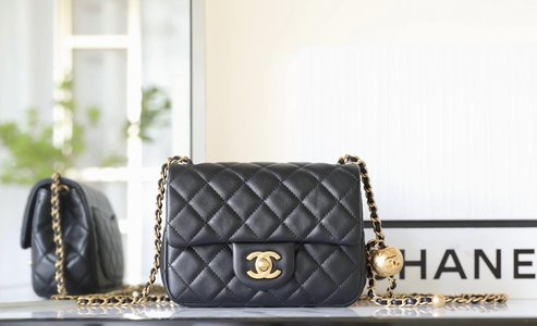 Chanel Classic Flap Bag Crossbody & Shoulder Bags Black Gold All Copper Lambskin Sheepskin Vintage Underarm