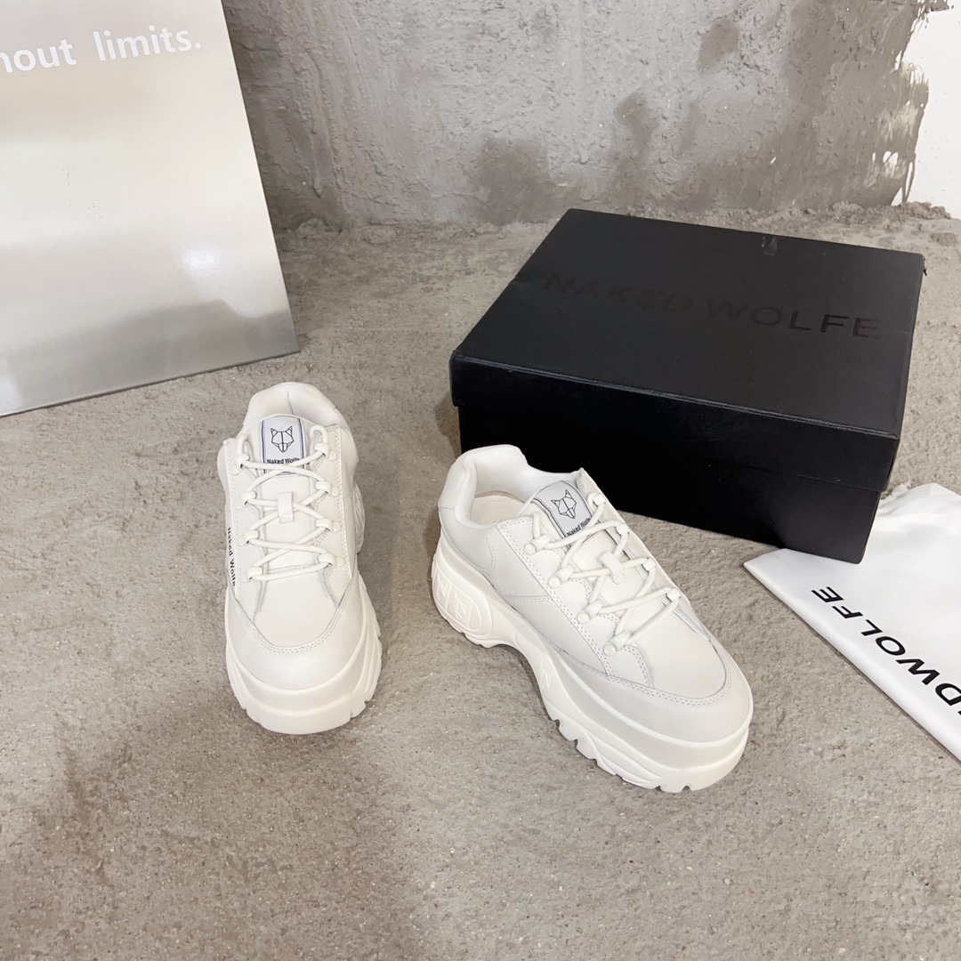 “Stylish Leather Concert Sneakers by Naked Wolfe for Spring and Summer” - 图片 2