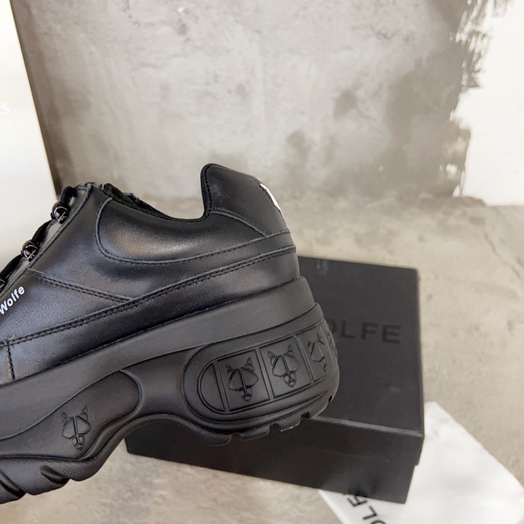 Naked Wolfe’s Overseas Leather Concert Sneakers: Lightweight, Stylish, and Comfortable - 图片 8