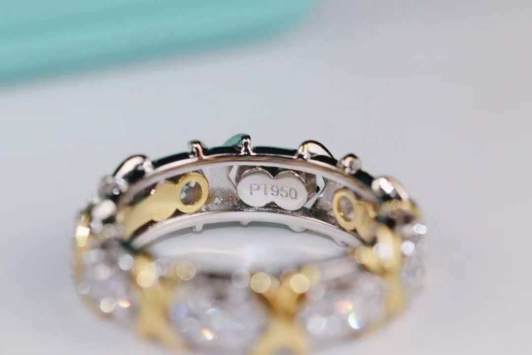 Tiffany & Co. Tiffany&Co.sixteen stone钻戒