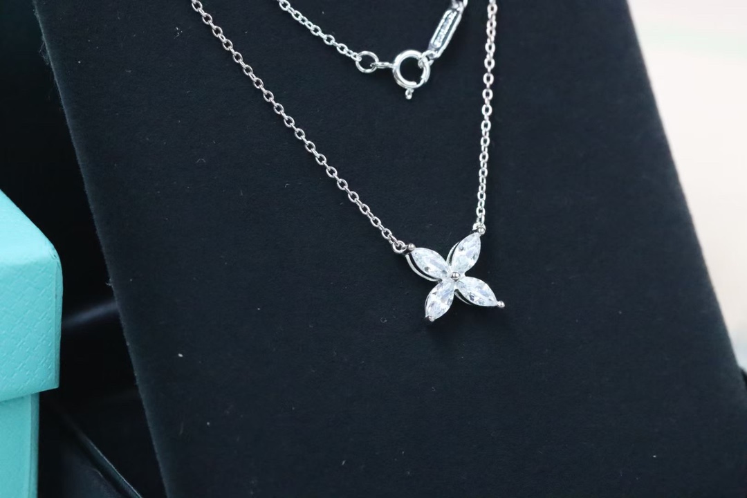 Tiffany & Co. Tiffany&Co.橄榄钻四叶草 项链 925银