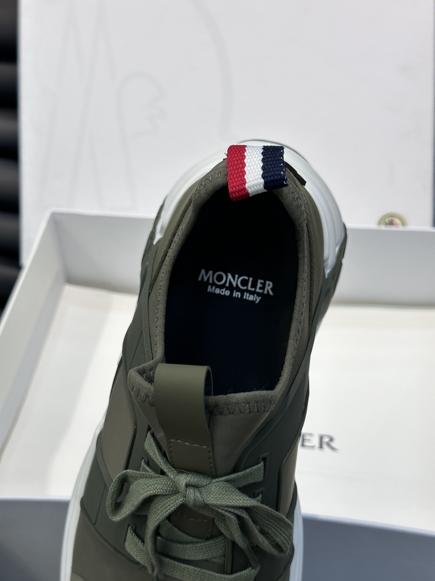 Moncler/蒙口男士休闲运动鞋设