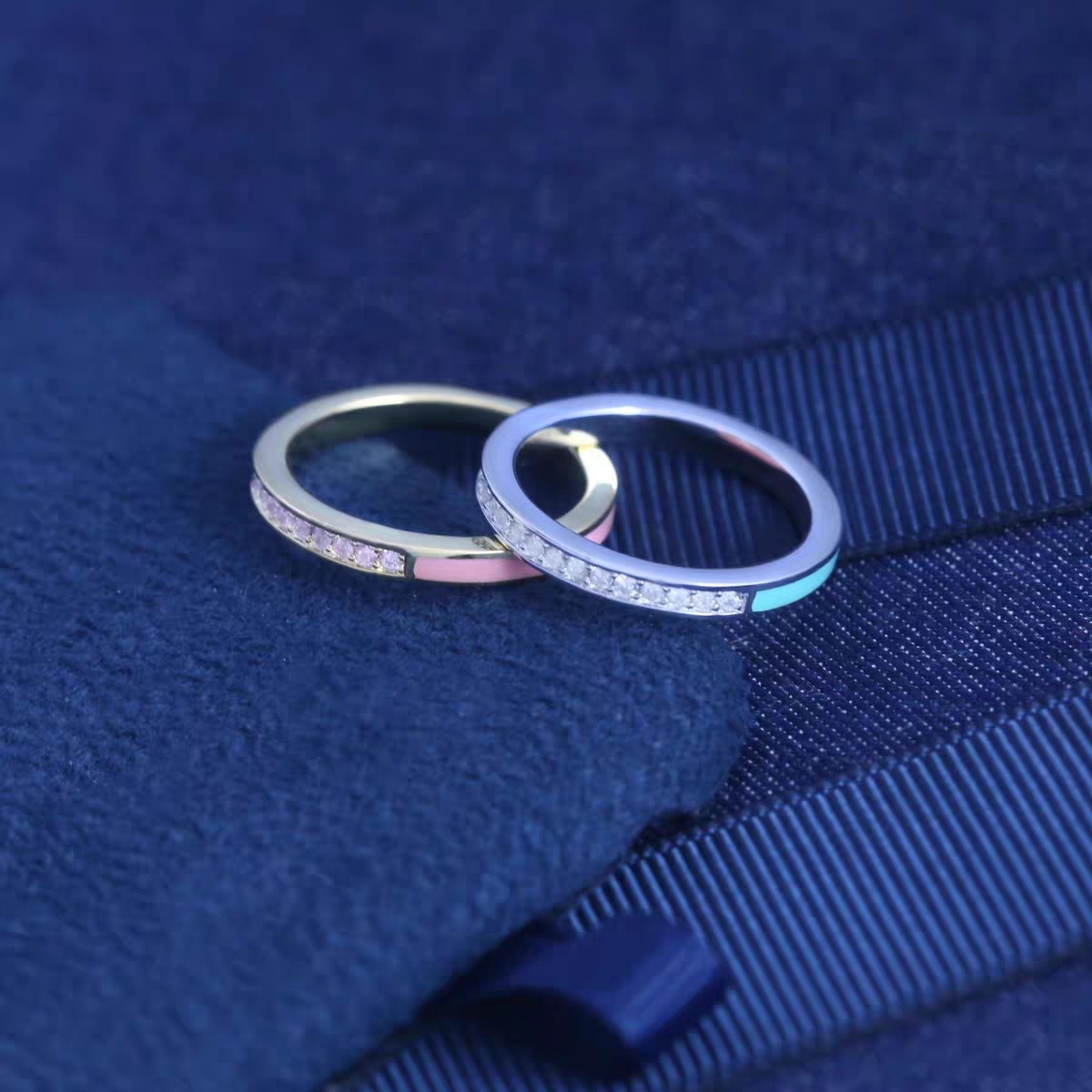 HEFANG, WHERE’S THE RAINBOW RING - 图片 2