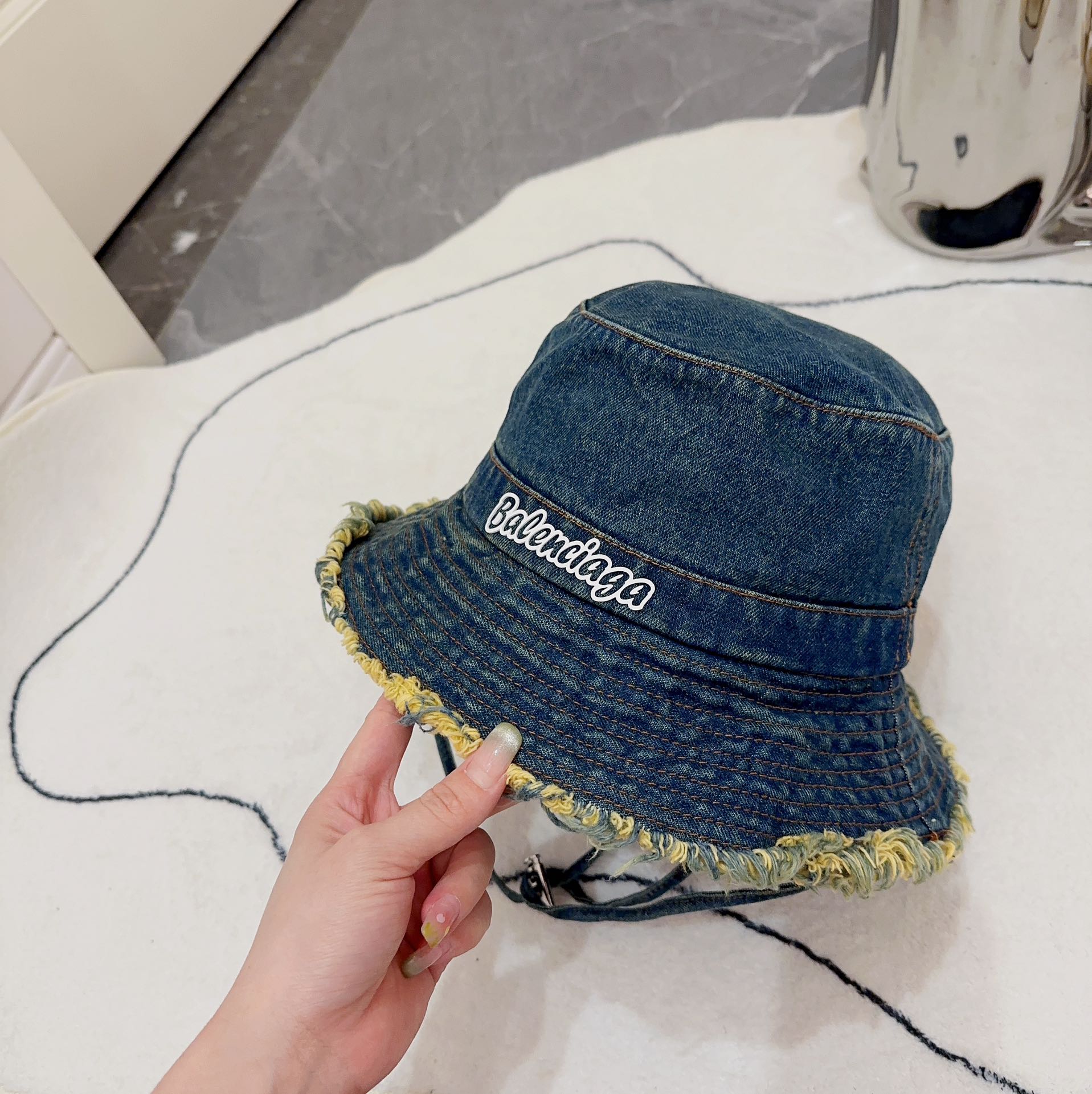 발렌시아가 빈티지 데님 버킷햇 모자 상세 이미지 9