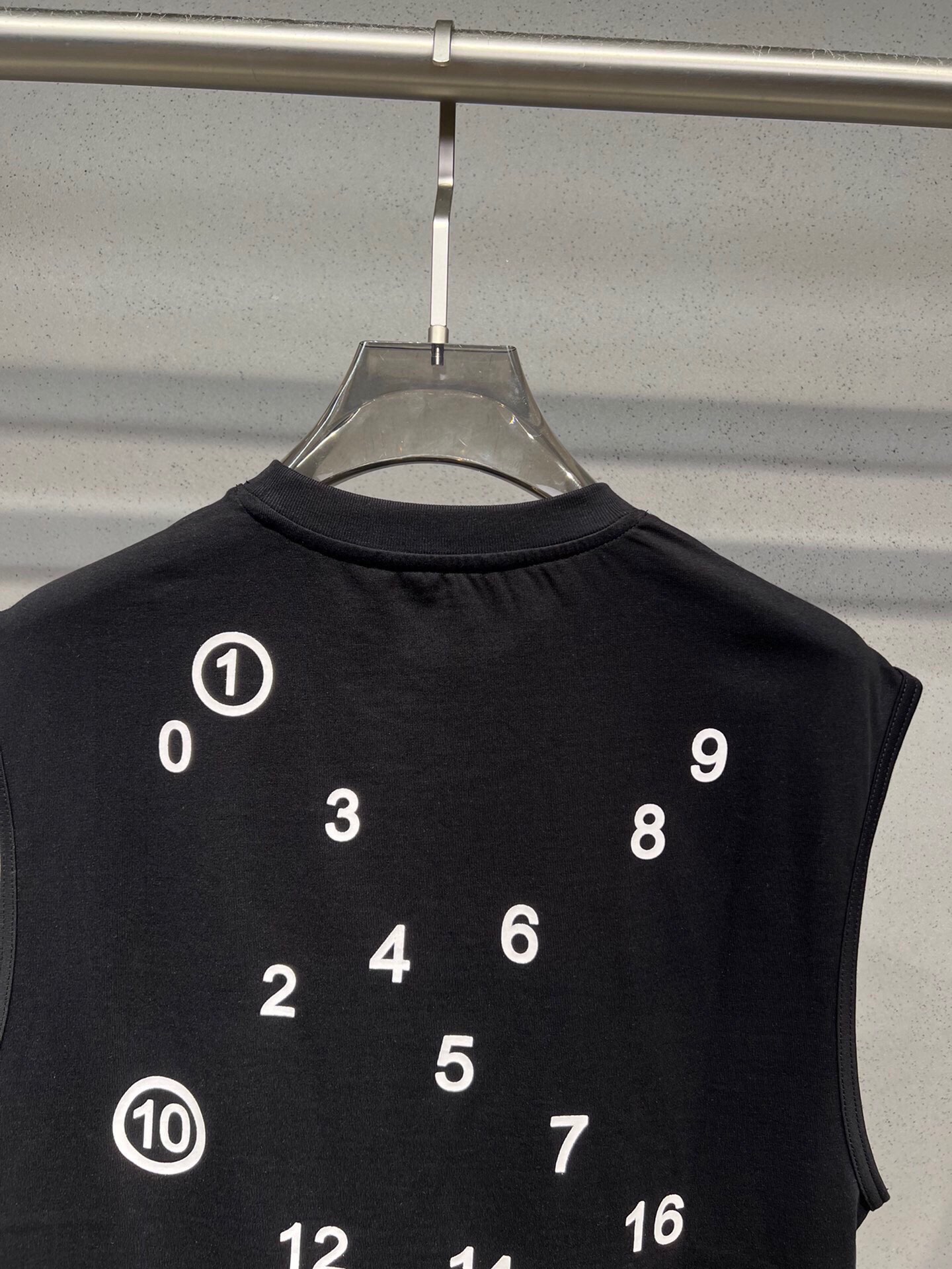马吉拉 Maison Margiela 高定典藏名品高定成衣时装外套连衣裙衬衫T恤 #F4ECC8F7 4