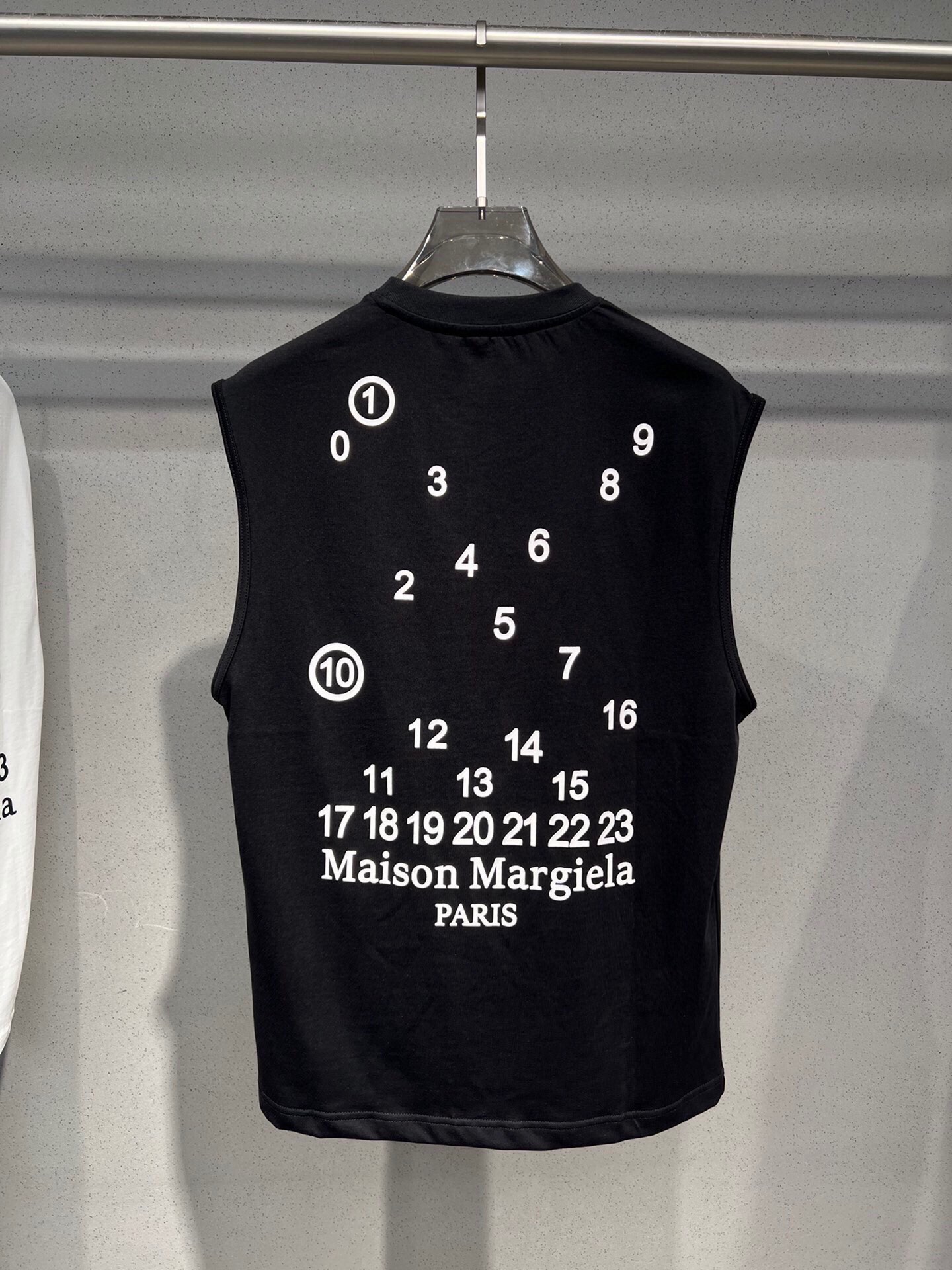 马吉拉 Maison Margiela 高定典藏名品高定成衣时装外套连衣裙衬衫T恤 #F4ECC8F7 2