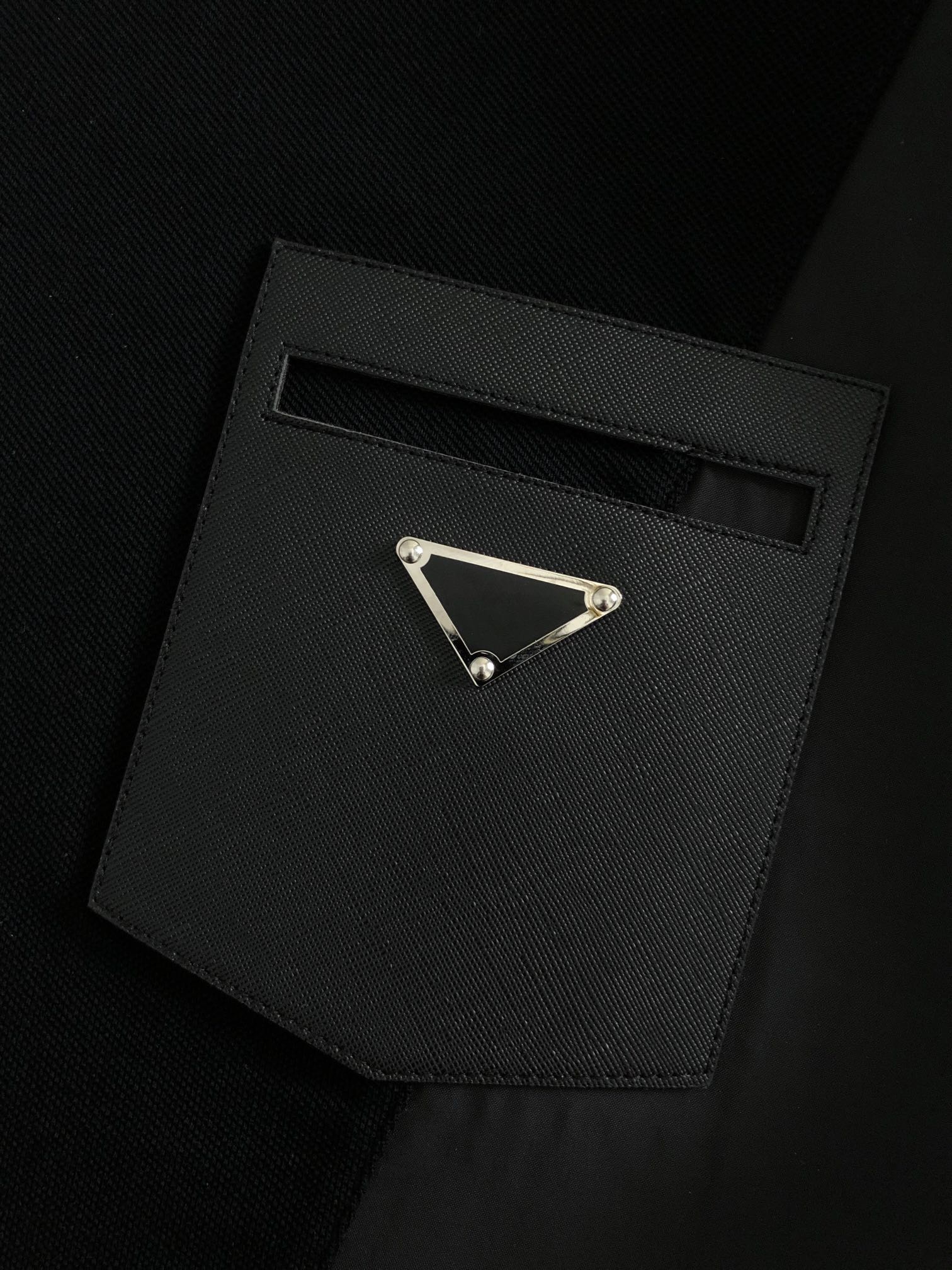 路易威登 Louis Vuitton 高定典藏名品高定成衣时装外套连衣裙衬衫T恤 #B075AA2E 2