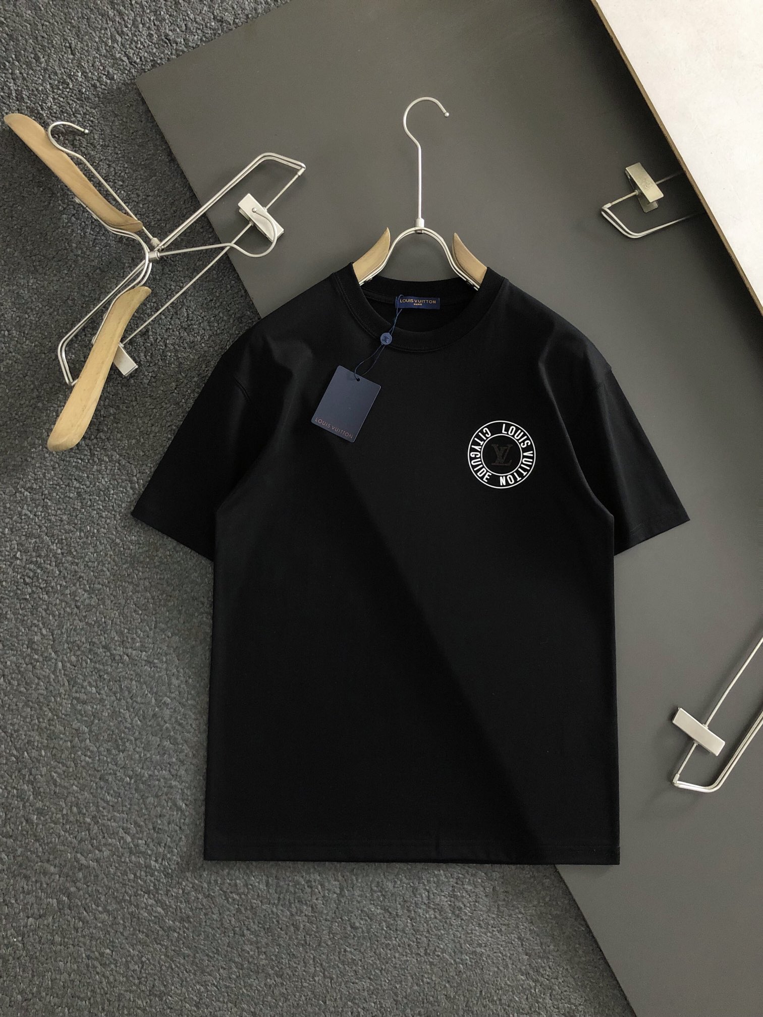 路易威登 Louis Vuitton 高定典藏名品高定成衣时装外套连衣裙衬衫T恤 #08EF1568 3