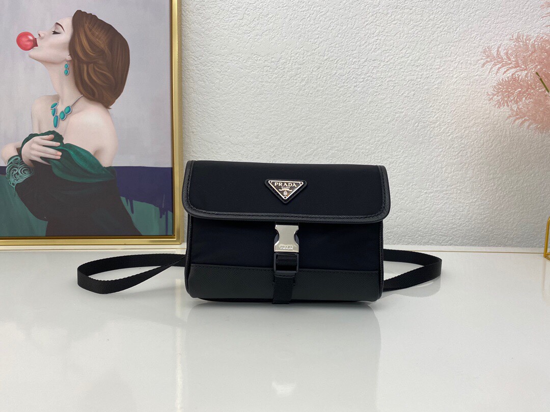 Prada Mini-Taschen Rindsleder