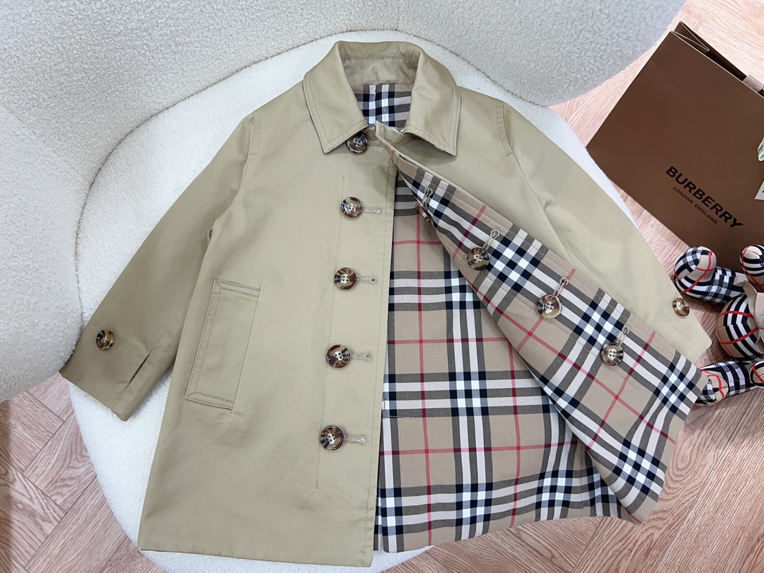 Burberry Haute Couture Designer Jacket Coat Ready-to-Wear Ref 3