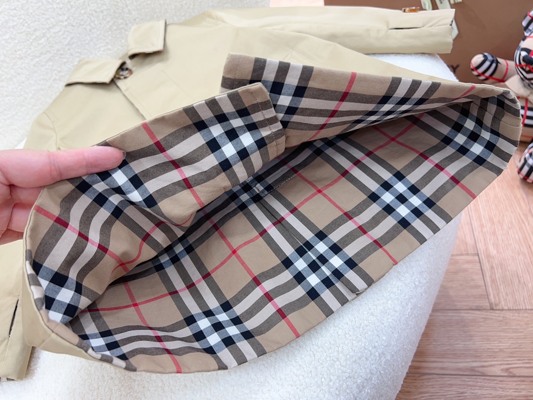 Burberry Haute Couture Designer Jacket Coat Ready-to-Wear Ref 8