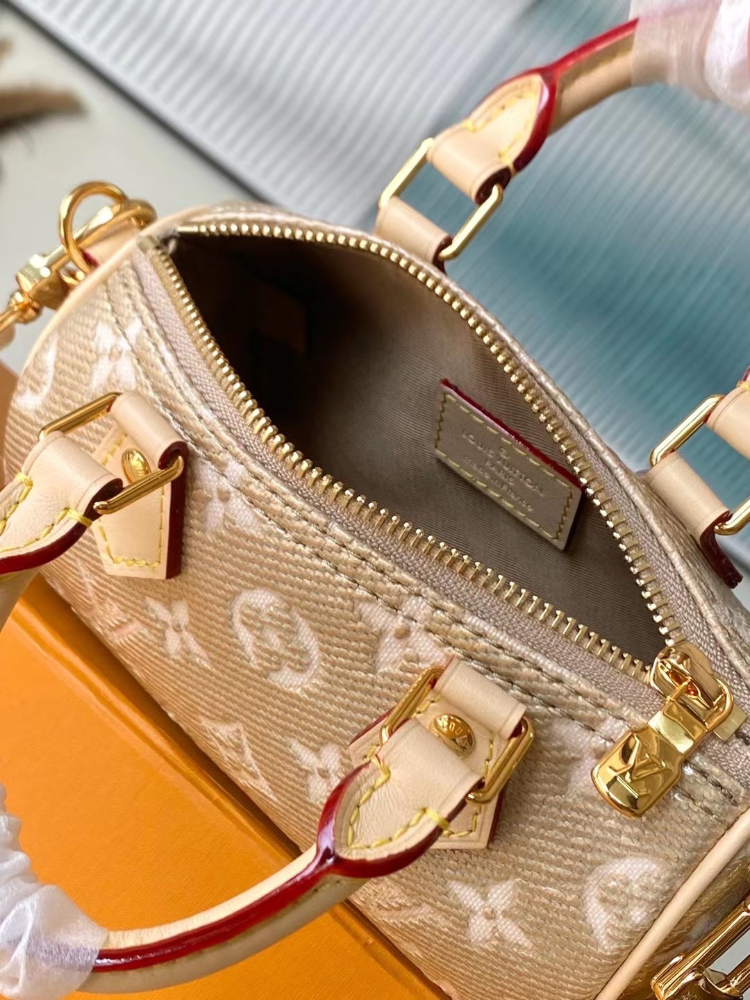 Louis Vuitton Classic Luxury Handbag Shoulder Crossbody Bag Ref 8