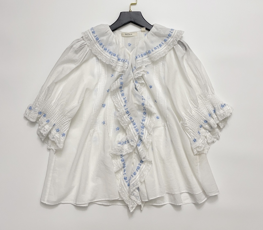 Dôen Blue Embroidered Floral Shirt