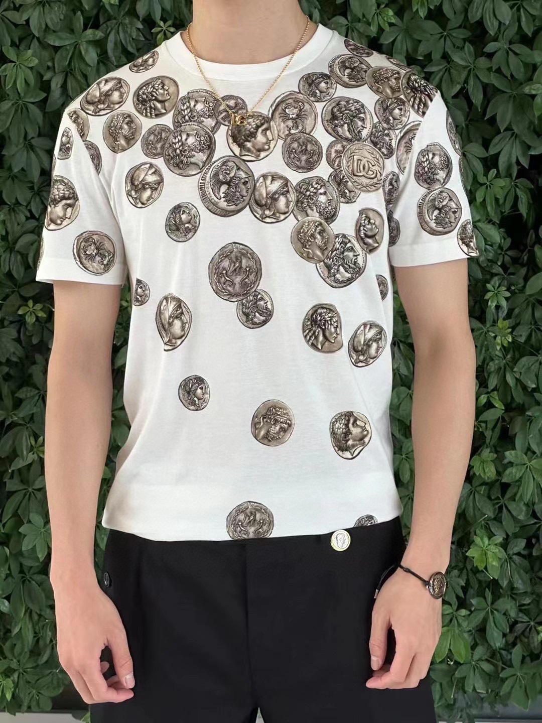 Louis Vuitton Haute Couture Haute Couture Ready-to-Wear Clothing Dress 9