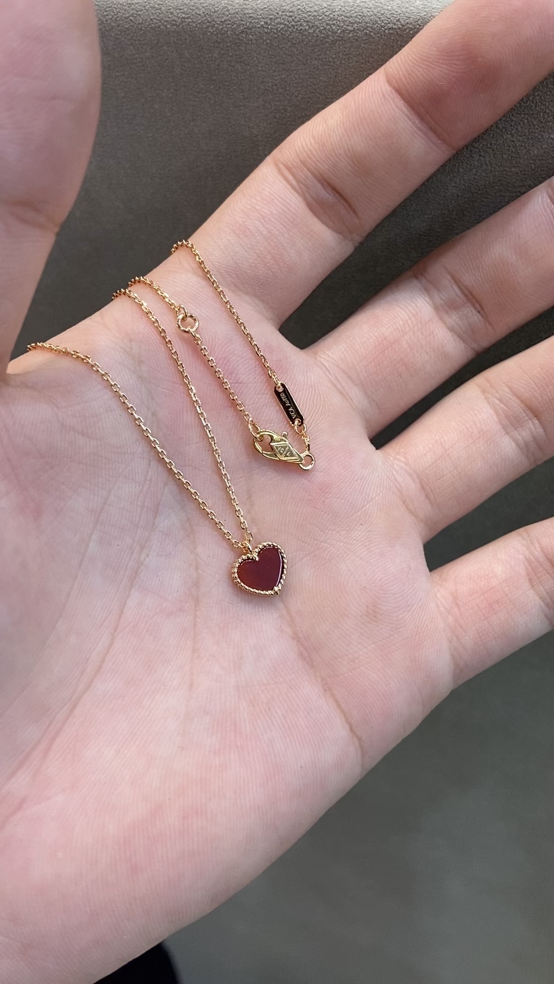 Van Cleef & Arpels vca 红玉髓心形项链 玫金色