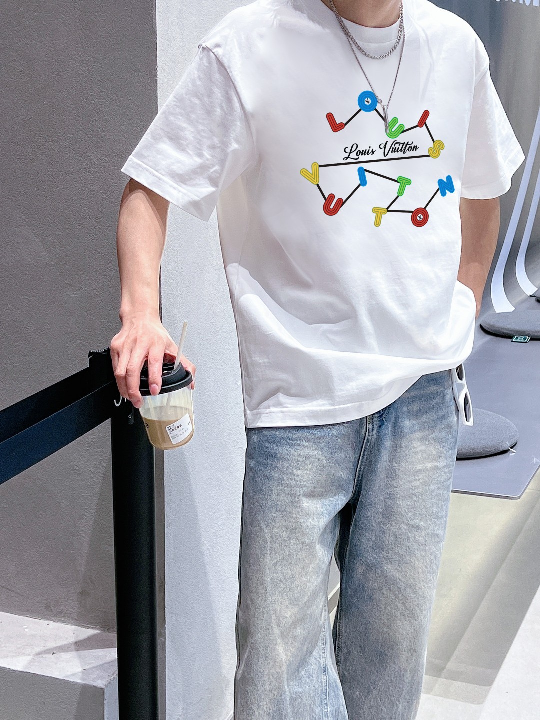 LV✨ 2023春夏新款❤️印花圆领短袖男女同款T恤 S M L XL 四个码 2