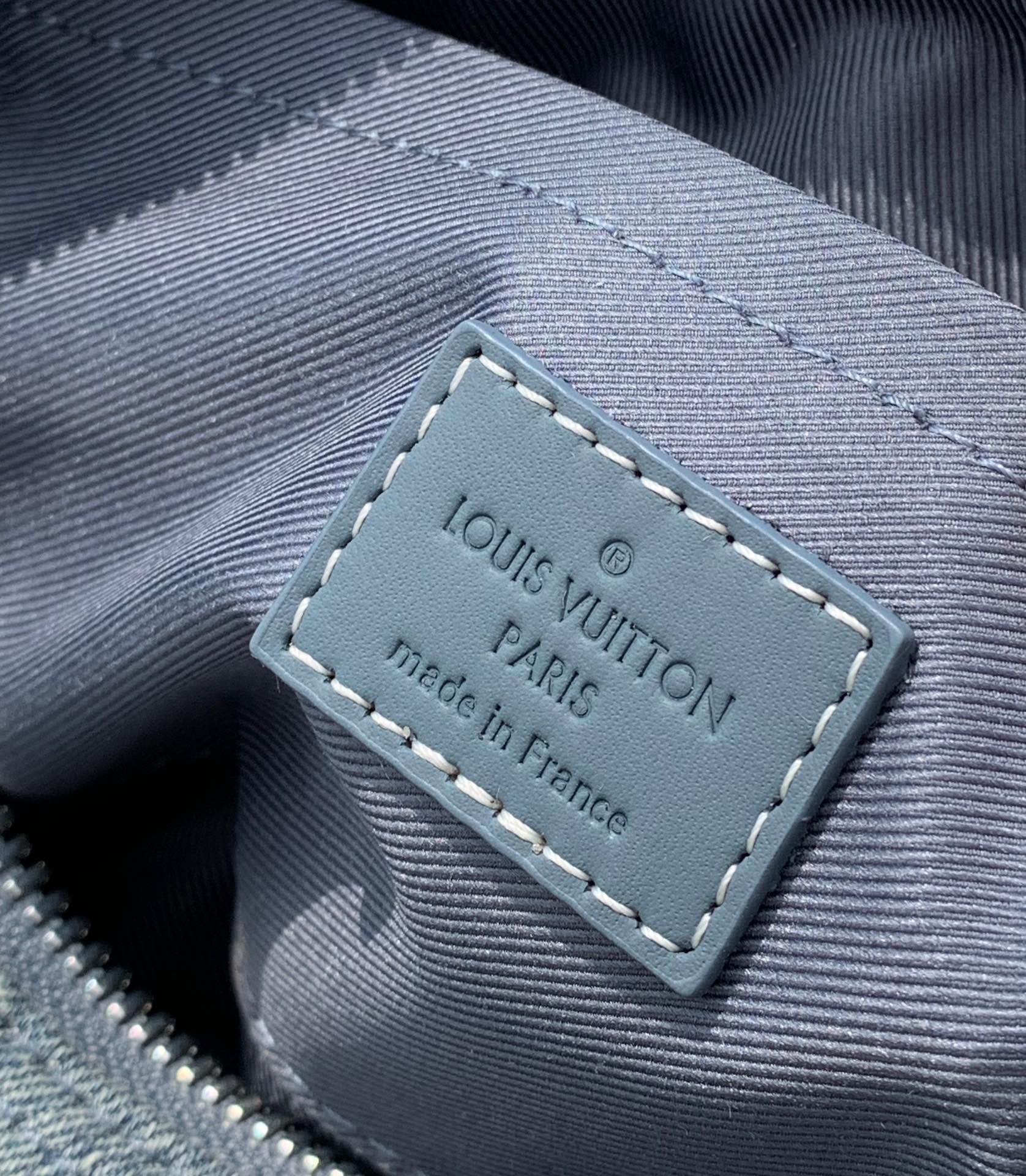 🌼尺寸：25×15×11cmLV最新款波士顿包拼牛皮 ke🌼P🌼Pallxs枕头包M22762渠道特供定