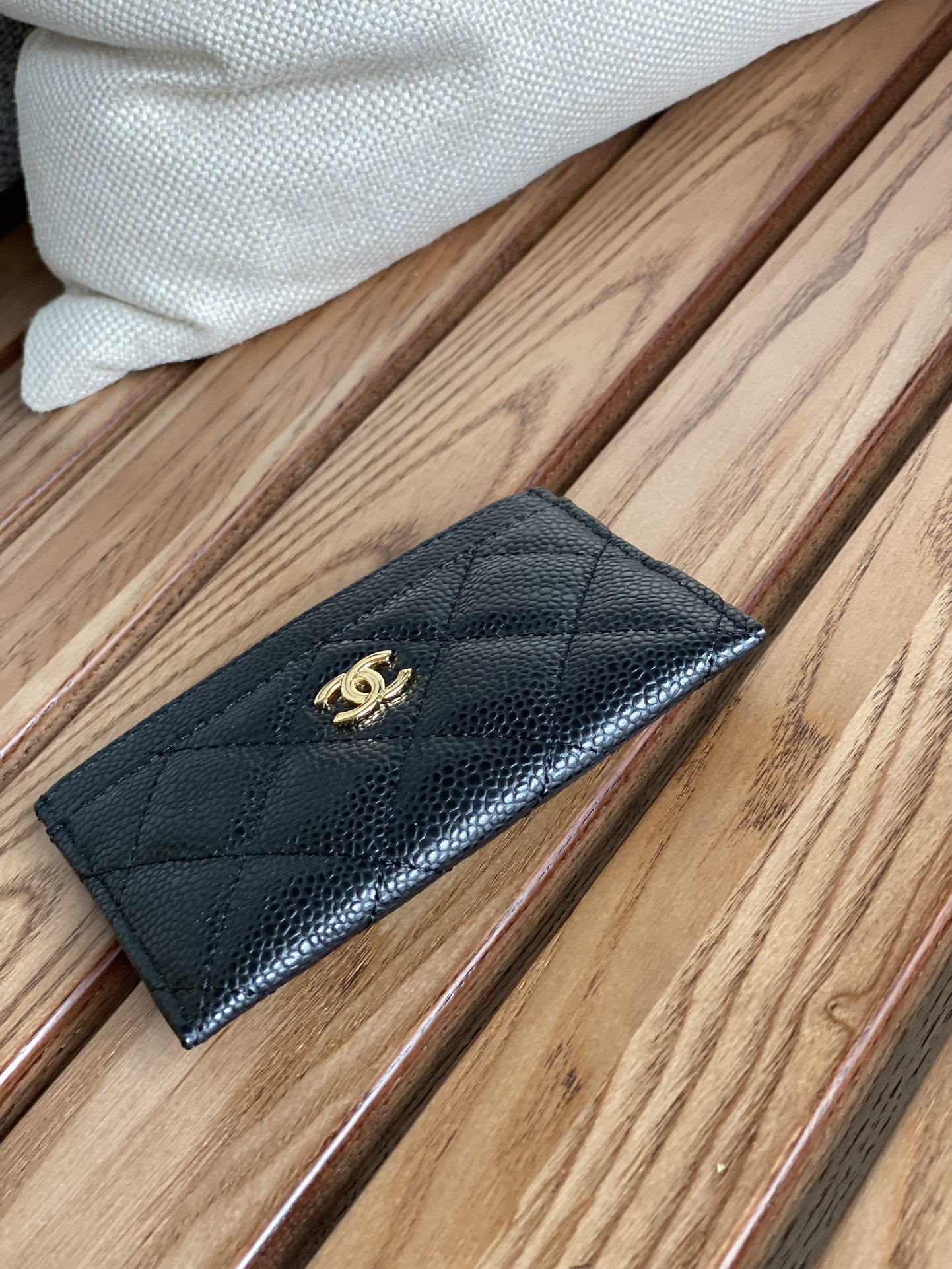 Chanel 大球纹 卡包 、鱼子酱 系列、细节美到淋漓尽致全套包装、款号（AP447）31510