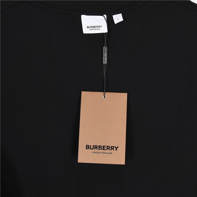 Burberry/巴宝莉 经典胸口格纹口袋短袖T恤