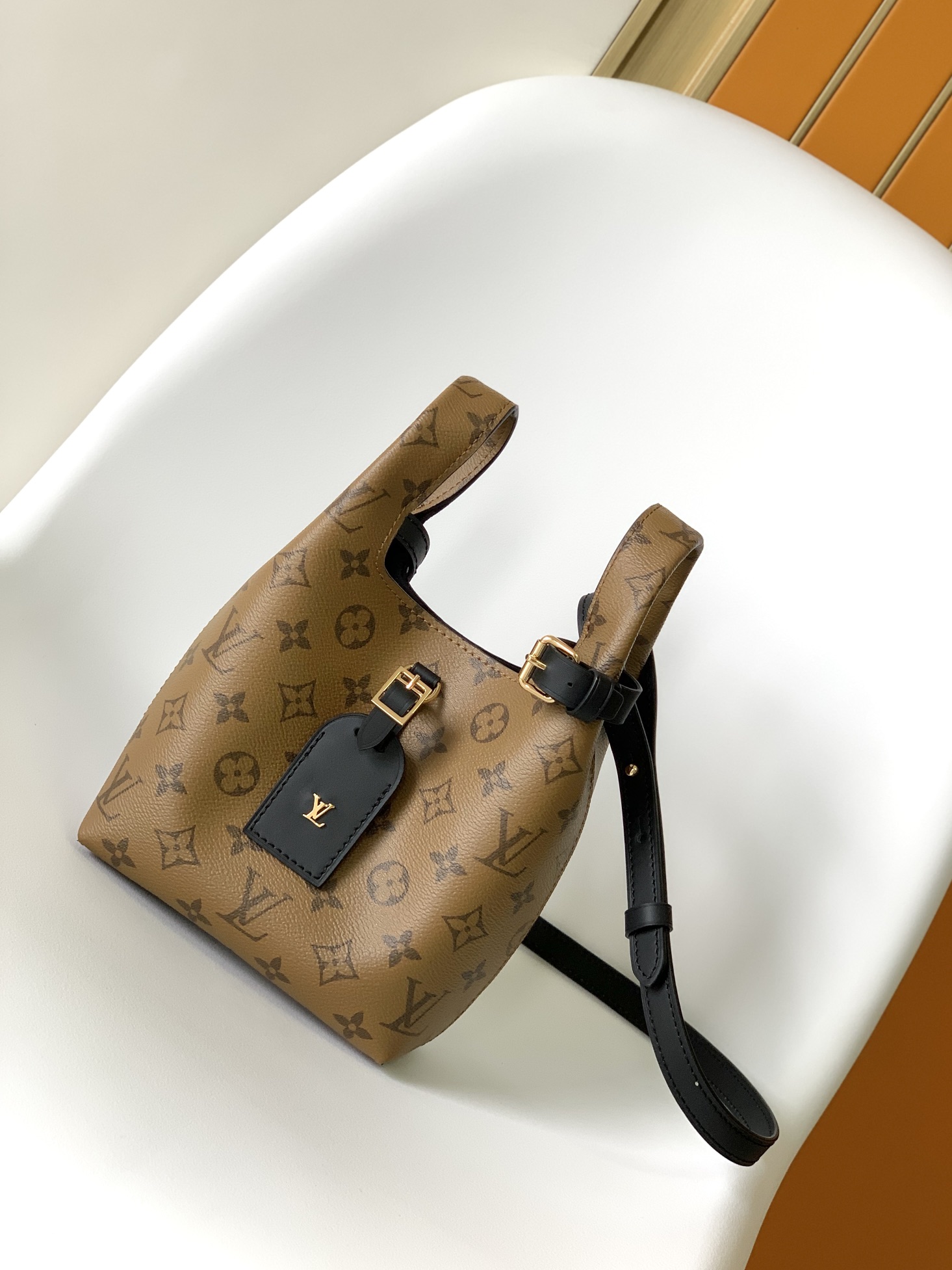 Designer 7 Star Replica
 Louis Vuitton Handbags Bucket Bags Monogram Reverse Canvas Mini M46816