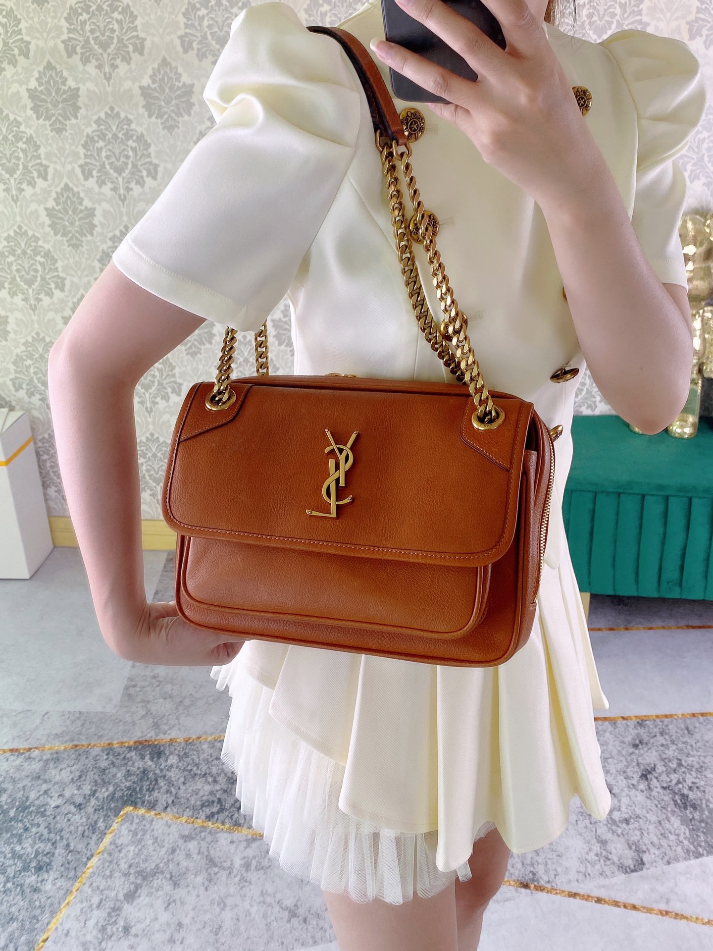 Saint Laurent Haute Couture Classic Luxury Handbag Shoulder Crossbody 2