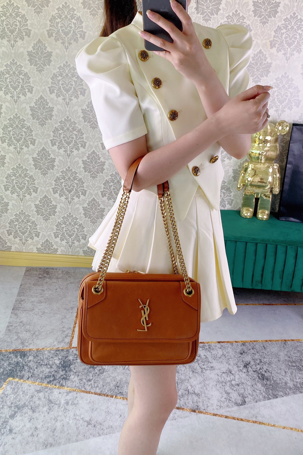 Saint Laurent Haute Couture Classic Luxury Handbag Shoulder Crossbody 3