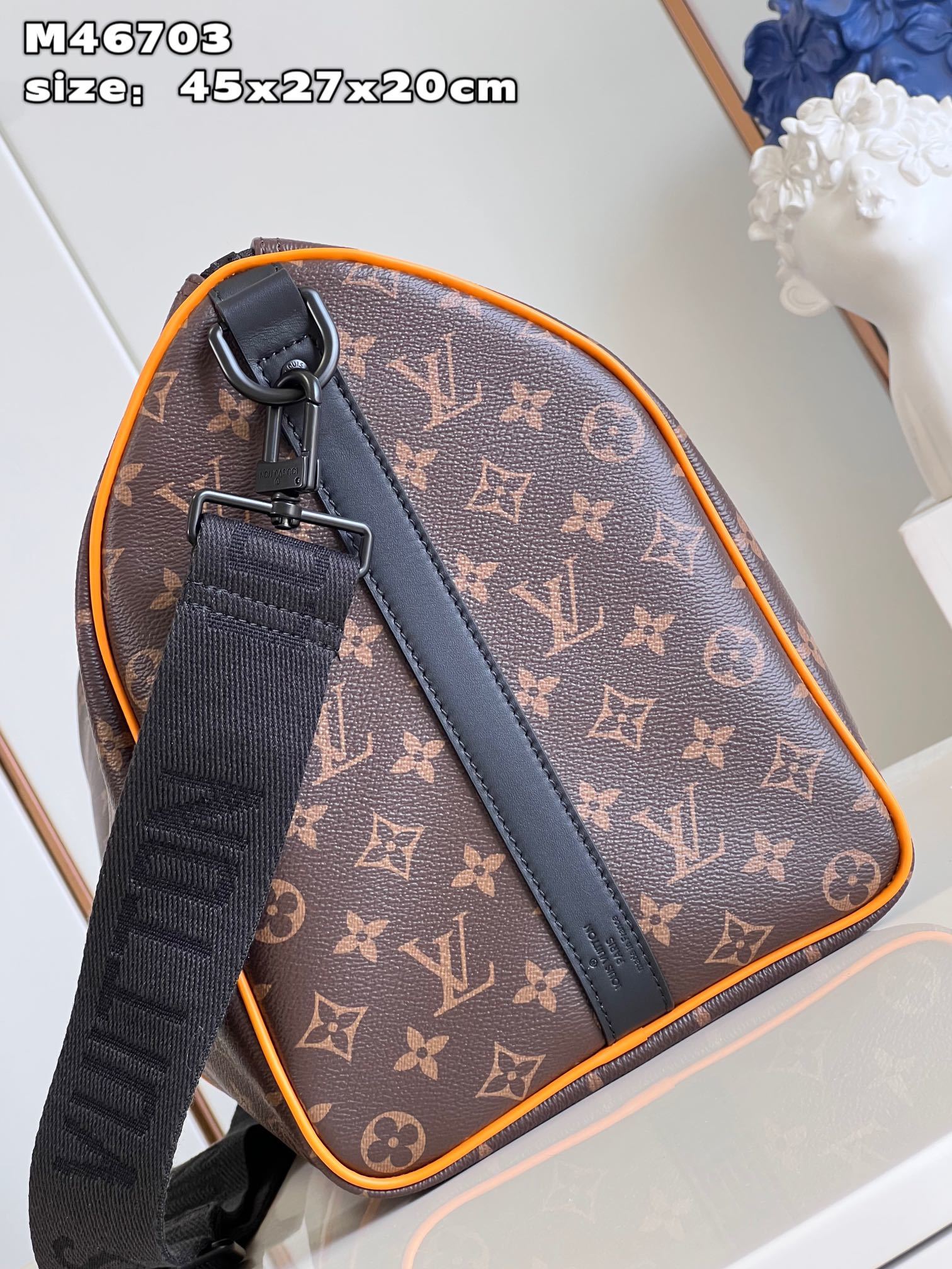顶级原单M46703本款KeepallBandoulière45旅行袋以MonogramMacassar