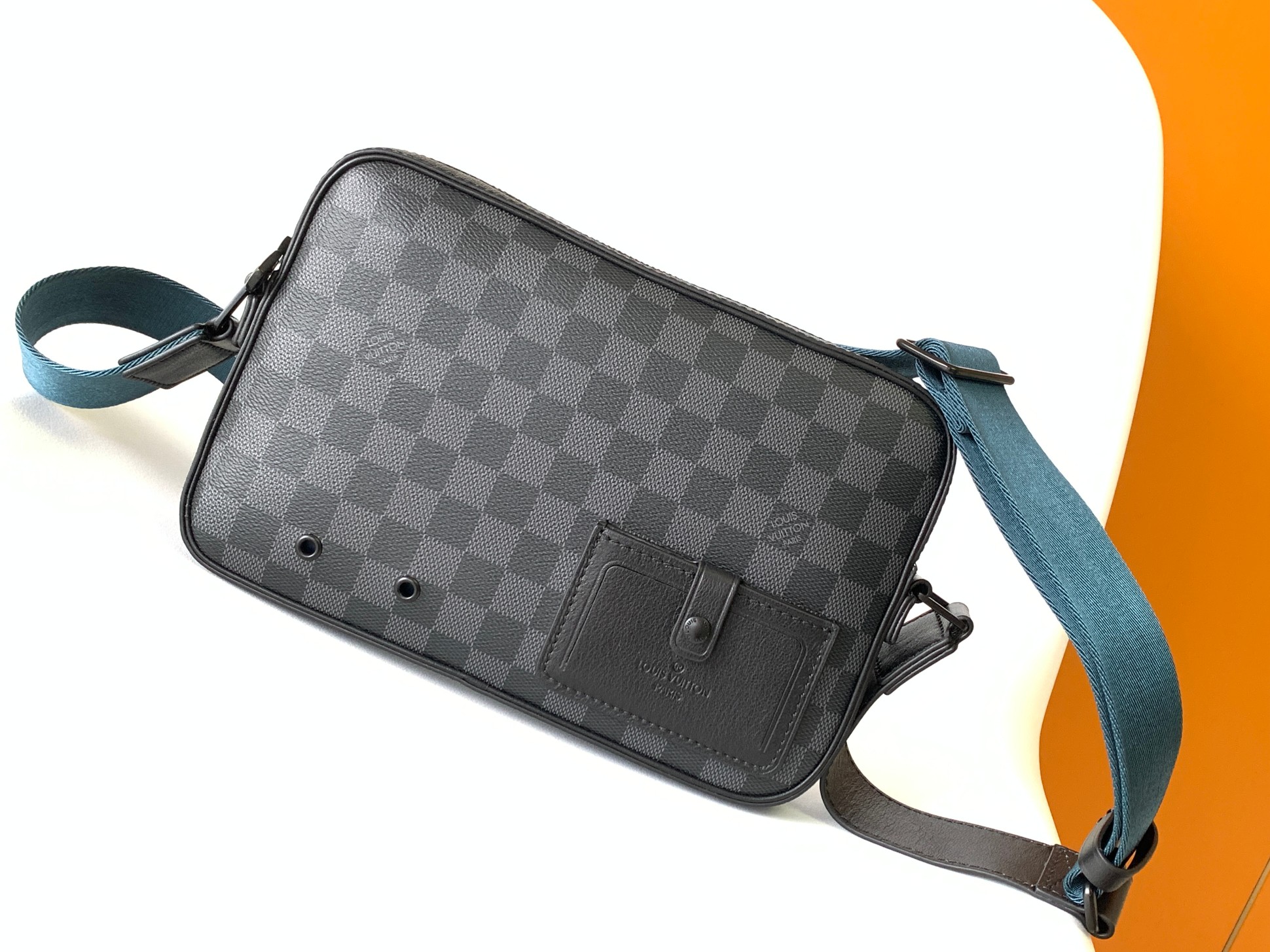 Replica 1:1 High Quality
 Louis Vuitton Messenger Bags Black Blue Damier Graphite Canvas N40188