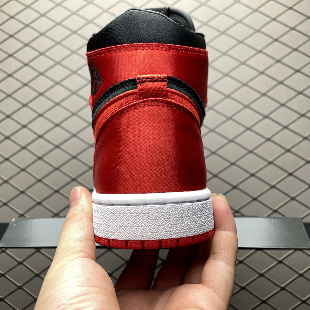 福利特价🔥纯原版本 Air Jordan 1 Retro High OG 