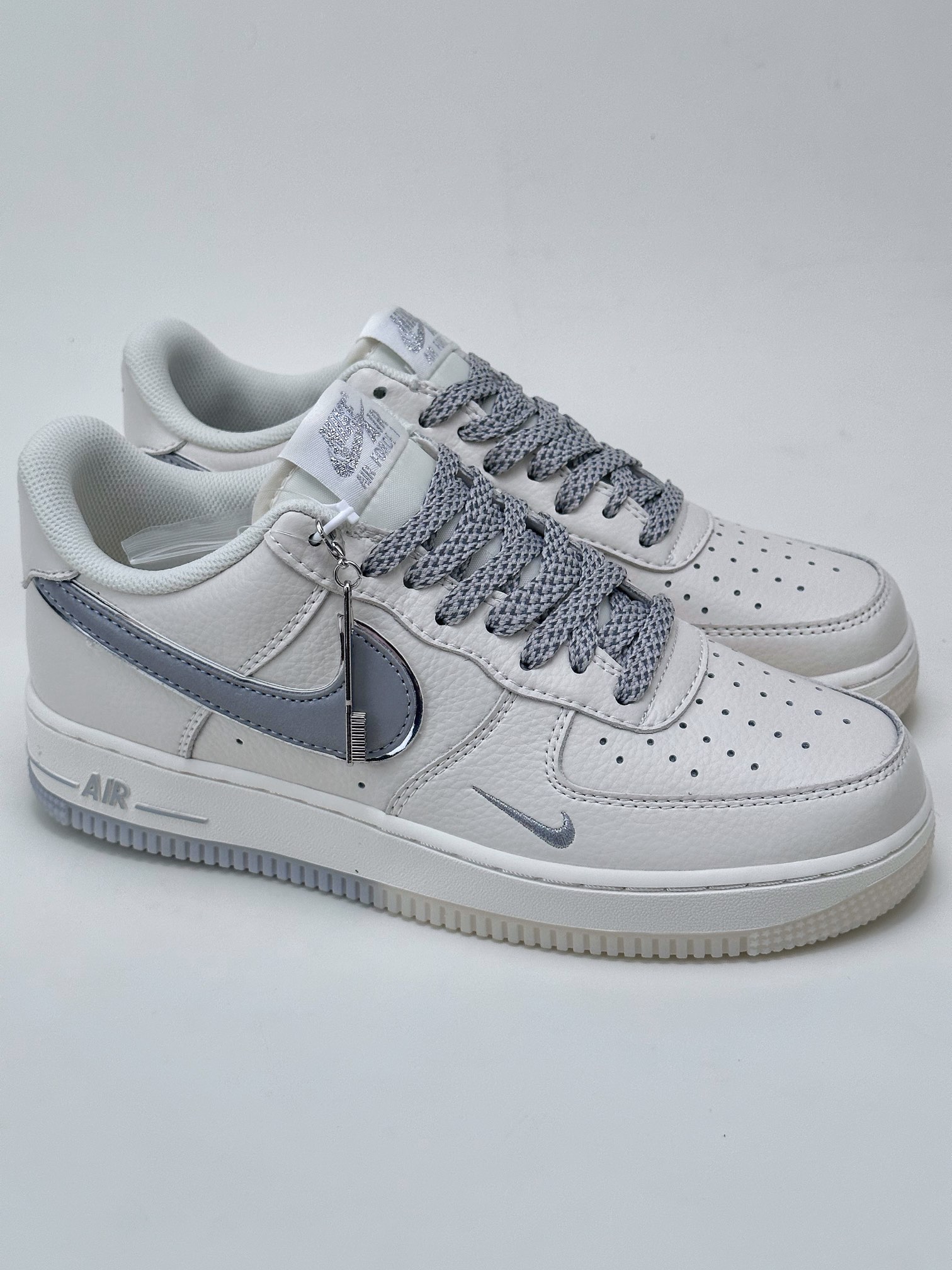 240 Nike Air Force 1 Low 07 白灰满天星 JJ0253-005