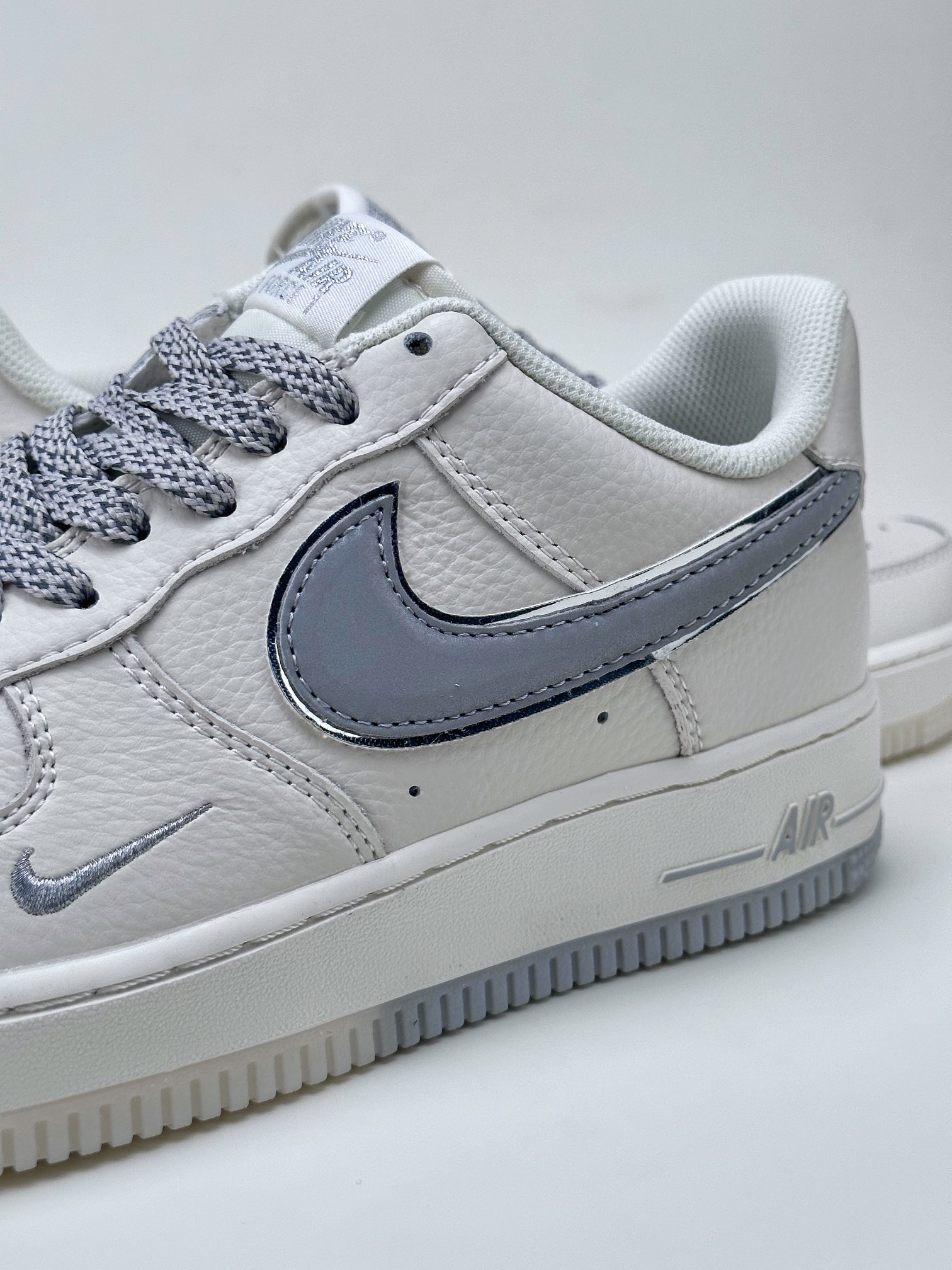 240 Nike Air Force 1 Low 07 白灰满天星 JJ0253-005