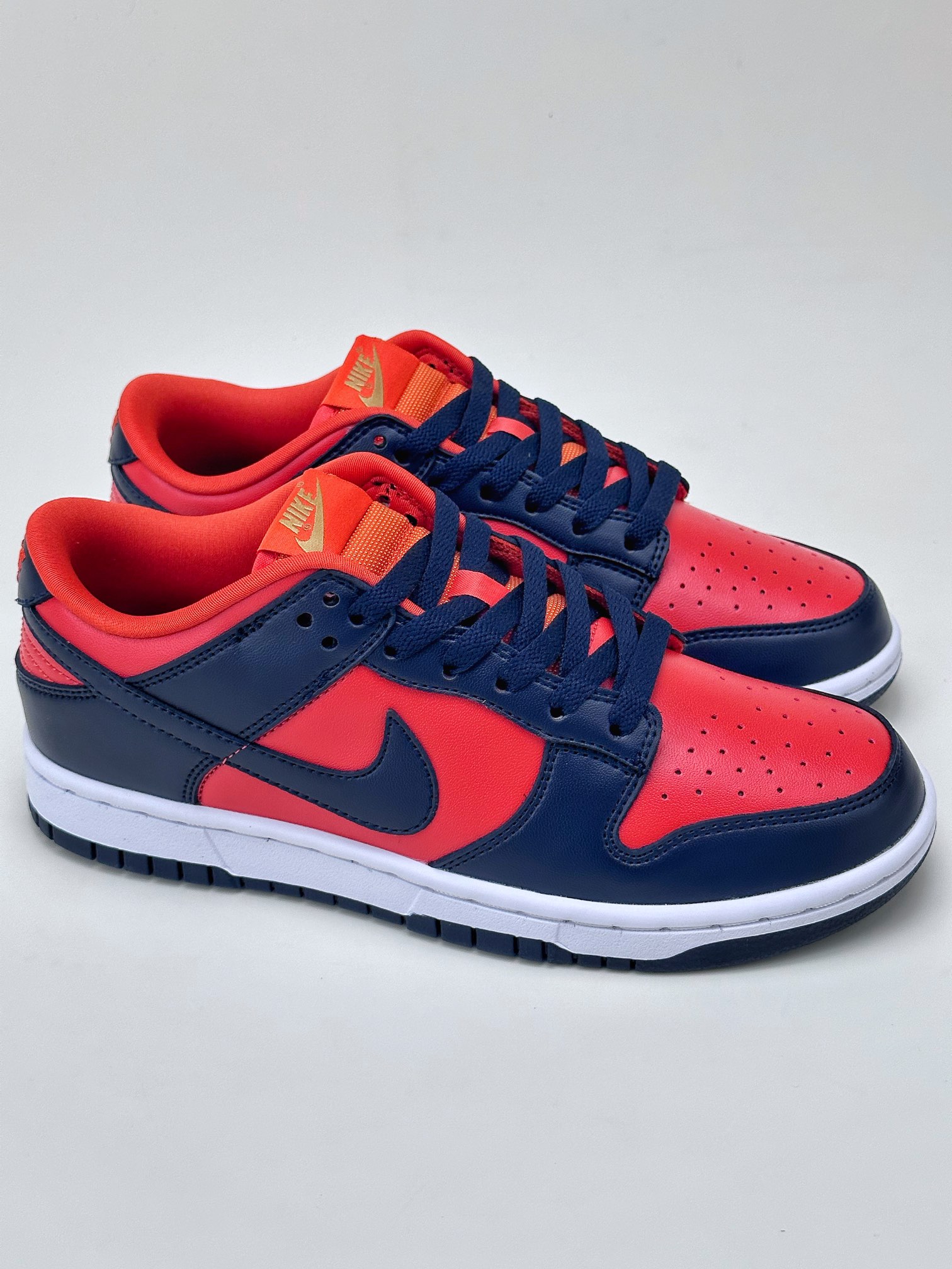 NIKE SB Dunk Low 深蓝橙 CU1727-800