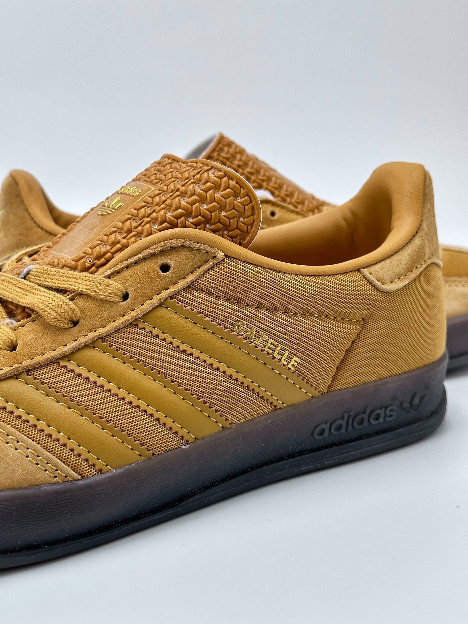 adidas Originals Gazelle INdoor clover casual non-slip wear-resistant low-top sneakers HO6269