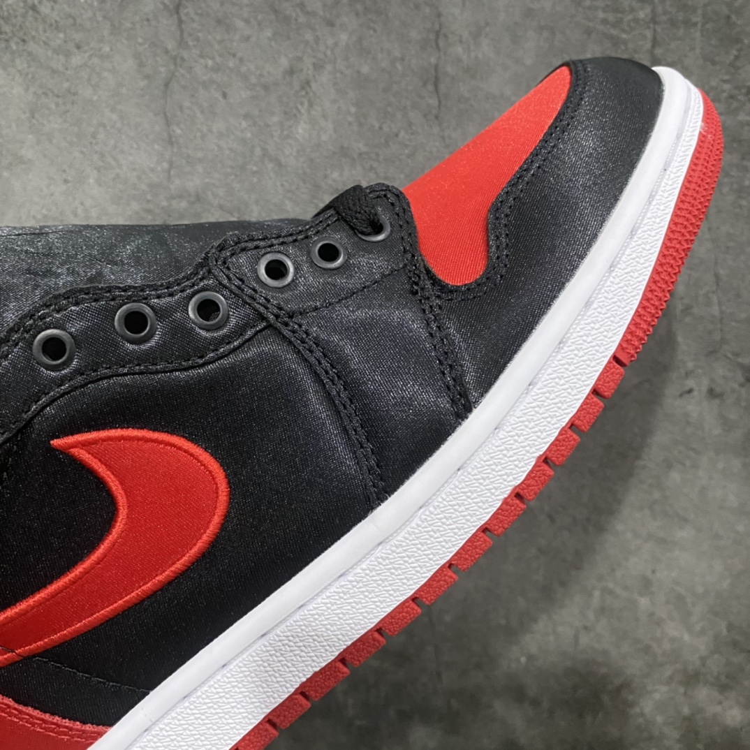 图片[6]-【莞产DG版】 Air Jordan 1 Retro High OG \” Satin Bred \” 黑红丝绸 AJ1乔1高帮文化篮球鞋 FD4810-061ZP开发室高价原版购回 高端外贸零售专供品质 原鞋原楦头纸板开发 原厂气垫 原厂竖纹防尘纸 极致一眼正品既视感 整体楦型最大限度还原公司正品  尺码：36 36.5 37.5 38 38.5 39 40 40.5 41 42 42.5 43 44 44.5-莆田鞋批发中心