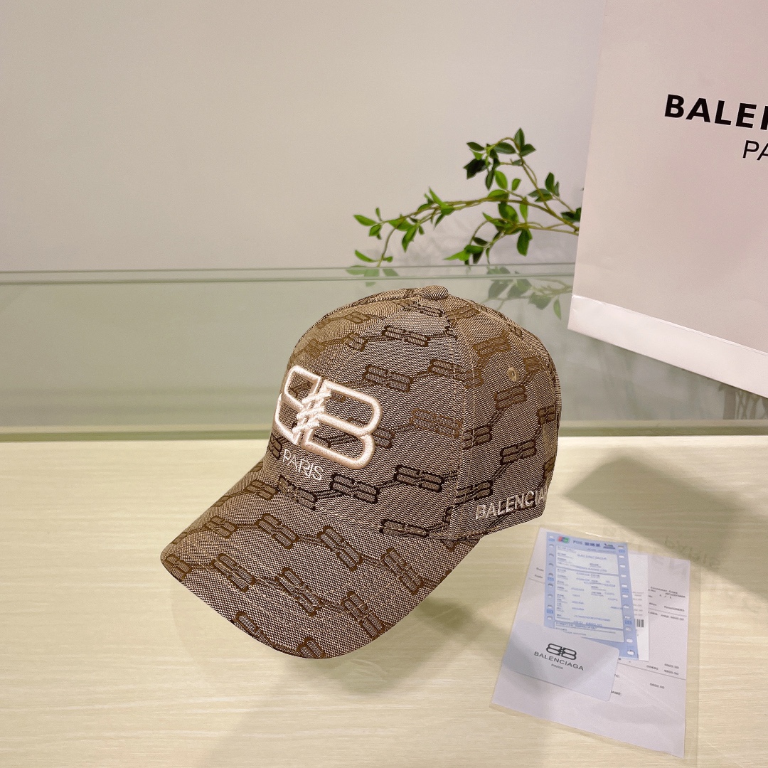 Balenciaga巴黎世家新款情侣款棒球帽