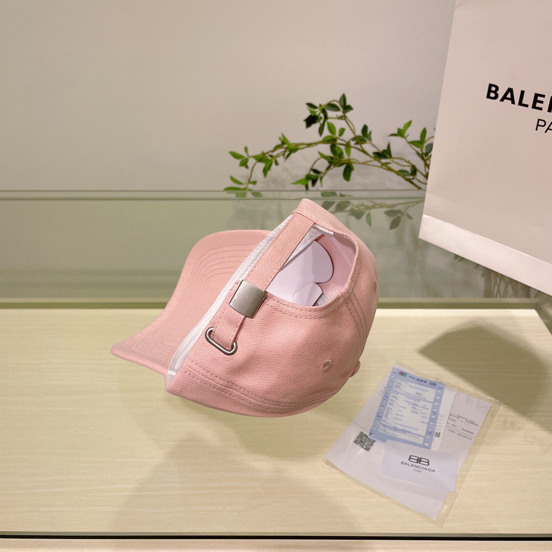 Balenciaga巴黎世家新款情侣款棒球帽