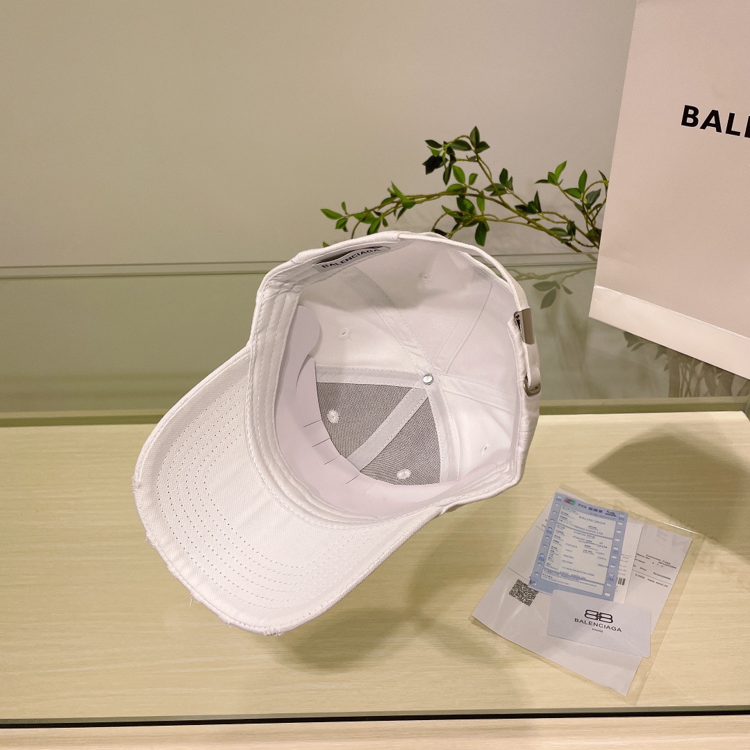 Balenciaga巴黎世家新款情侣款棒球帽